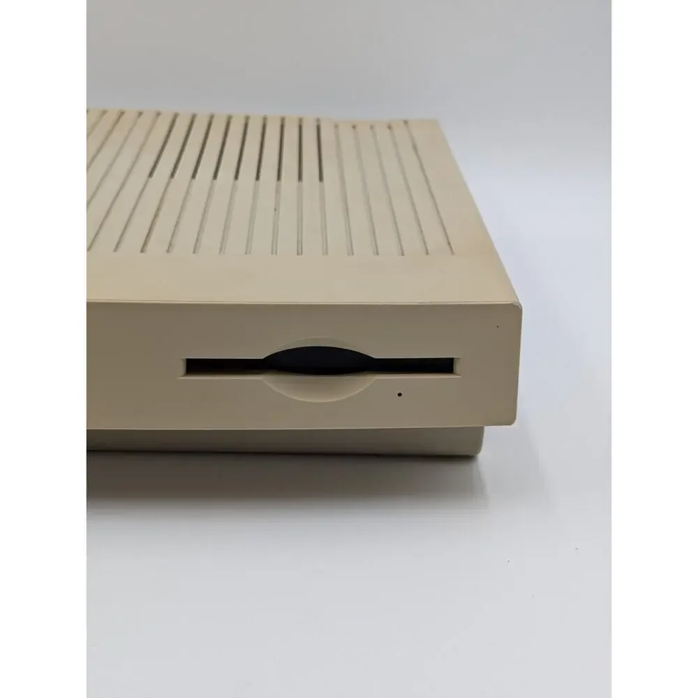 Vintage 1993 Apple Macintosh Performa 466 Computer Model M1254 Untested As-Is